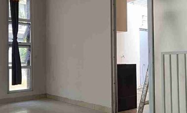 DIJUAL RUMAH CANTIK POSISI HOOK DI CIBUBUR COUNTRY