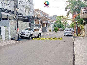 Rumah Janur Elok Jalan Lebar Kelapa Gading, Jakarta Utara