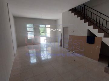 Rumah Hook Town House Puri Rhabayu Sekupang – Type 85/105, Harga Terjangkau