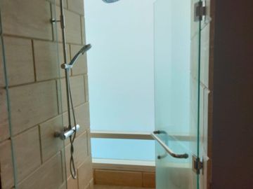 DIJUAL DAN DISEWAKAN APARTEMEN KEMPINSKI RESIDENCE 2 BR 157 M2 MENTENG (ERFI - 08197740----)