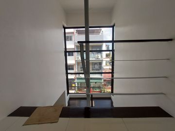 For Sale 3 Storey Modern Townhouse in Doña Faustina Village Tandang Sora, Q.C. KSA
