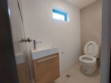 For Sale 3 Storey Modern Townhouse in Doña Faustina Village Tandang Sora, Q.C. KSA