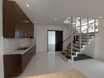 For Sale 3 Storey Modern Townhouse in Doña Faustina Village Tandang Sora, Q.C. KSA