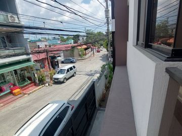 For Sale 3 Storey Modern Townhouse in Doña Faustina Village Tandang Sora, Q.C. KSA