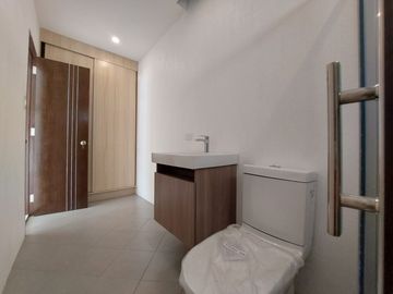 For Sale 3 Storey Modern Townhouse in Doña Faustina Village Tandang Sora, Q.C. KSA