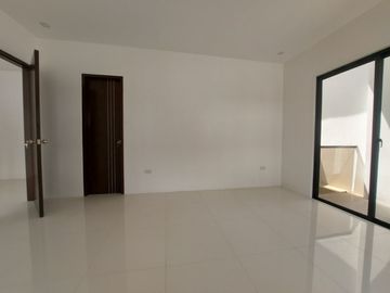 For Sale 3 Storey Modern Townhouse in Doña Faustina Village Tandang Sora, Q.C. KSA