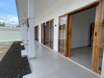BRAND NEW 4-BEDROOM VILLA FOR SALE – BUDUK | MINUTES TO CANGGU & PERERENAN