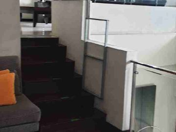 Rumah Mewah Model lama dalam Pusat Kota Kediri Jatim