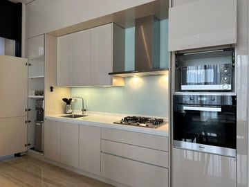 DIJUAL APARTEMEN LAVIE ALL SUITES 2 BR FURNISHED KUNINGAN (ERFI 08197740----)