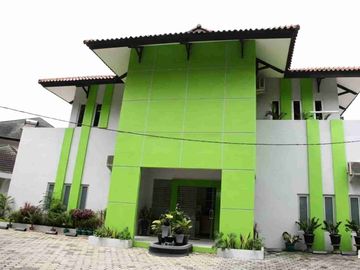 Disewakan Rumah Besar 2 Lantai Full-Furnished Cocok Untuk Usaha Di Cibubur