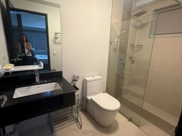 Two Bedroom Two Maridien Bonifacio Global City Taguig BGC