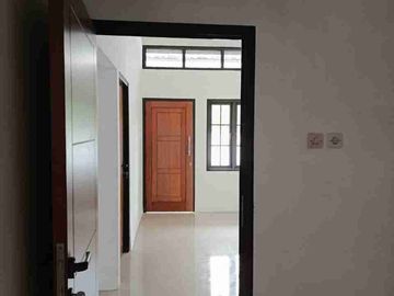 RUMAH MURAH MINIMALIS SIAP HUNI SETU TANGERANG SELATAN