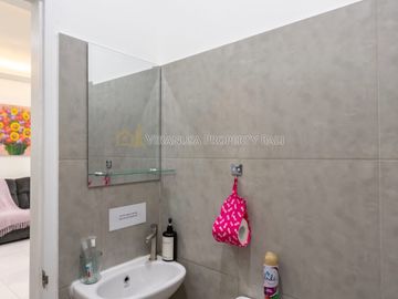 Rumah Fully Furnished 2 Kamar Tidur di Jl Pura Masuka, Ungasan – Freehold & Leasehold Available