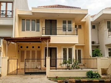 Jual Rumah SHM 2 Lantai Luas Bangunan 300m² Kelapa Gading – Listrik 4400W