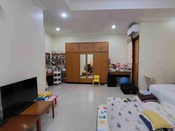 Rumah Mewah Jl. Halmahera Semarang