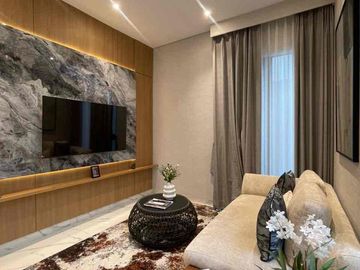 DIJUAL RUMAH MEWAH SMART HOME 3 LANTAI DI SOUTH TRESIOR METLAND PURI