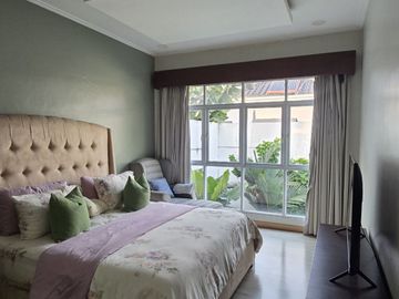 Rumah Green Lake Furnished bagus mewah