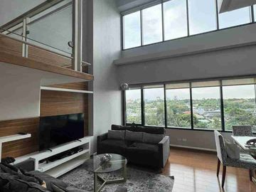 Luxury 2 Bedrooms in One Rockwell East - 112 sqm