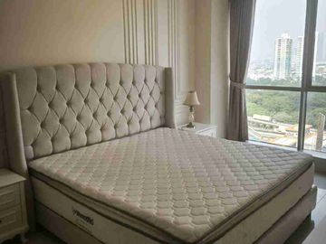 Disewakan Taman Anggrek Residences Condo 2 Bedroom Furnished Nice