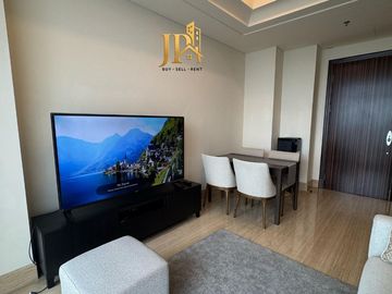 Disewakan Apartemen South Hills - 2 Bedrooms Luas 74 M2, Fully Comfortable Living Jakarta Selatan