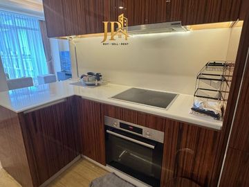 Disewakan Apartemen South Hills - 2 Bedrooms Luas 74 M2, Fully Comfortable Living Jakarta Selatan