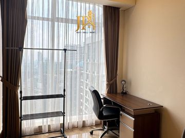 Disewakan Apartemen South Hills - 2 Bedrooms Luas 74 M2, Fully Comfortable Living Jakarta Selatan