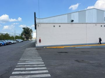 BODEGA EN RENTA EN BOSQUES DE SAN ISIDRO