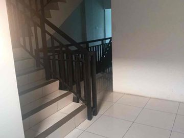Ruko Burgundy Commercial Summarecon Bekasi Hadap Bulevar