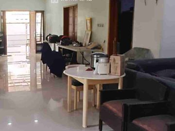 DIJUAL RUMAH RAPI DI VILLA DAGO PAMULANG, TANGSEL