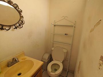 Se vende edificio en Arcos Sur