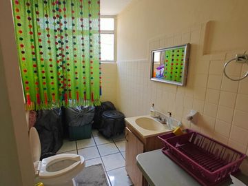 Se vende edificio en Arcos Sur