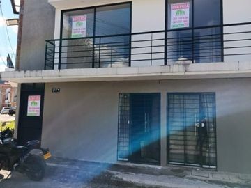 se arrienda casa de 110m²