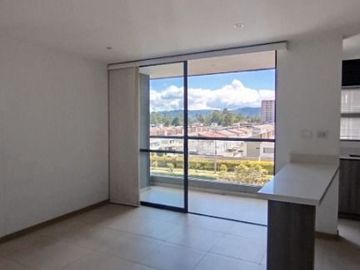 Se renta apartamento de 78m²