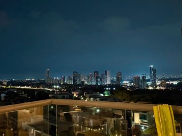 Puerta Las Lomas departamento de lujo 3 recámaras más cuarto de servicio, Piso 8
