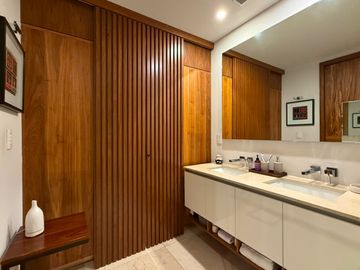 Puerta Las Lomas departamento de lujo 3 recámaras más cuarto de servicio, Piso 8