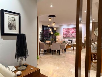 Puerta Las Lomas departamento de lujo 3 recámaras más cuarto de servicio, Piso 8