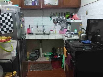 Di Jual Rumah Siap Huni di Villa Japos Ciledug Tangerang