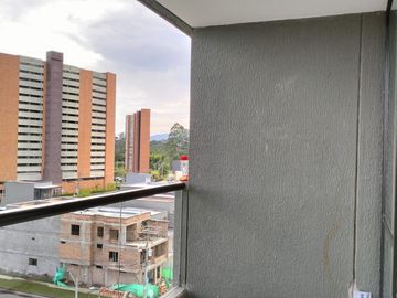 SE ARRIENDA APRTMAENTO DE 69M²