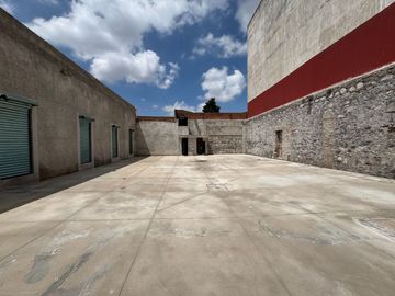 SE RENTA LOCAL COMERCIAL CENTRO HISTORICO DE PUEBLA