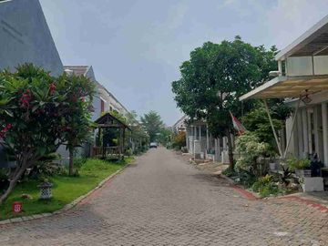Dijual Via Lelang Rumah di Rungkut Siap Huni