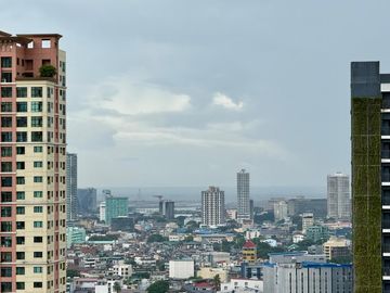 Rare High-Floor 82.6 SQM 3BR with Balcony & Bay View For Sale at Greenbelt Hamilton 1, Legazpi Village, Makati