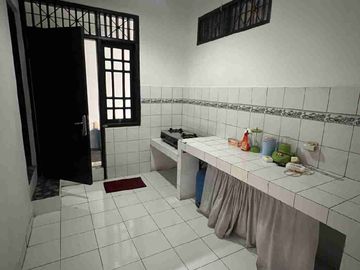 Di Jual Rumah Siap Huni di Villa Japos Ciledug Tangerang