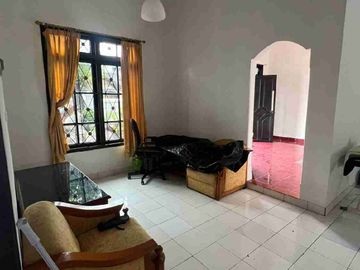Di Jual Rumah Siap Huni di Villa Japos Ciledug Tangerang
