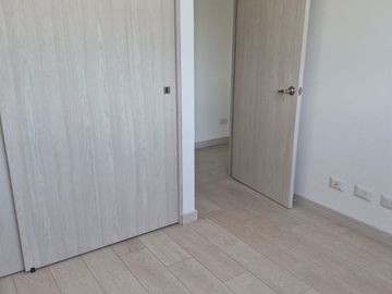 Arriendo apartamento las Vegas - Medellín