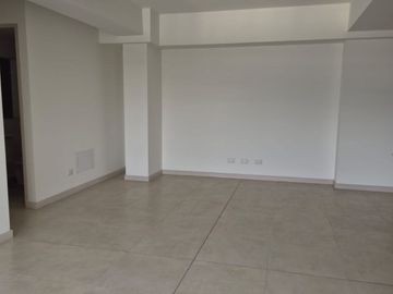 Arriendo apartamento las Vegas - Medellín