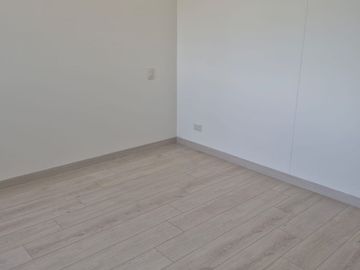 Arriendo apartamento las Vegas - Medellín