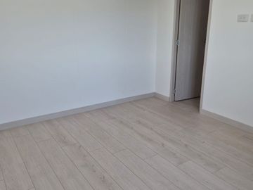 Arriendo apartamento las Vegas - Medellín