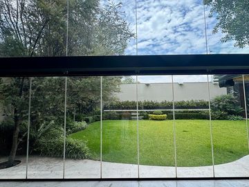 Venta de casa sola, inteligente y moderna con caseta