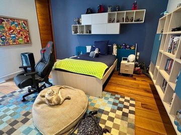 Venta de casa sola, inteligente y moderna con caseta