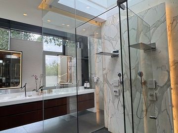 Venta de casa sola, inteligente y moderna con caseta